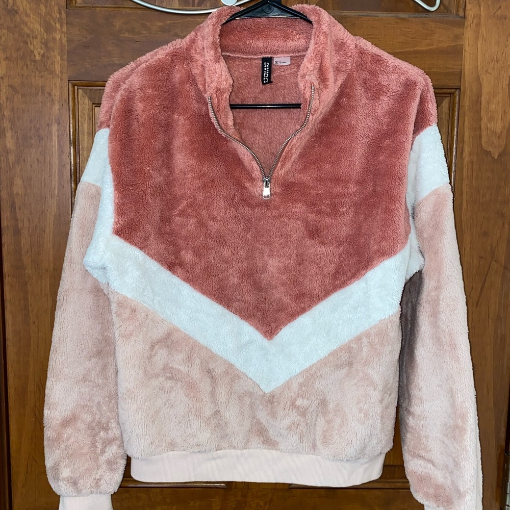 Brand: H&M, Size: Small, Color: Pink and White